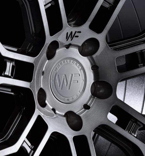 WF CF2-FF | FLOWFORGED BRUSHED SHADOW 5X112 10,5x20 ET42