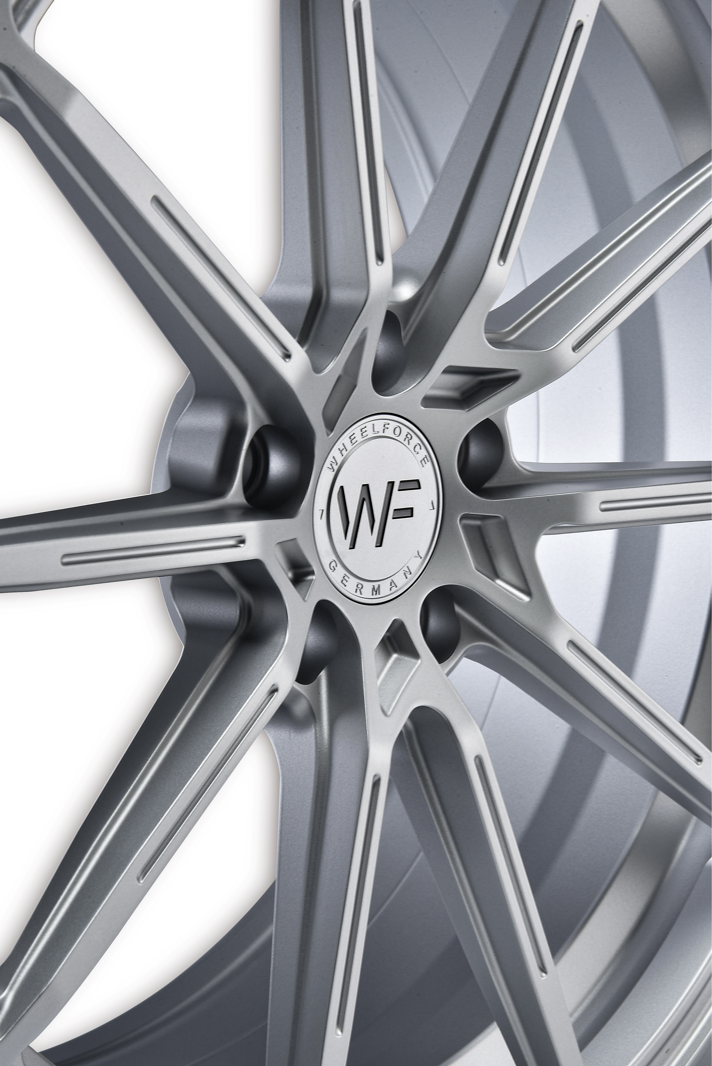 WF SL2-FF | FLOWFORGED FROZEN SILVER 5X114,3 8,5x19 ET45